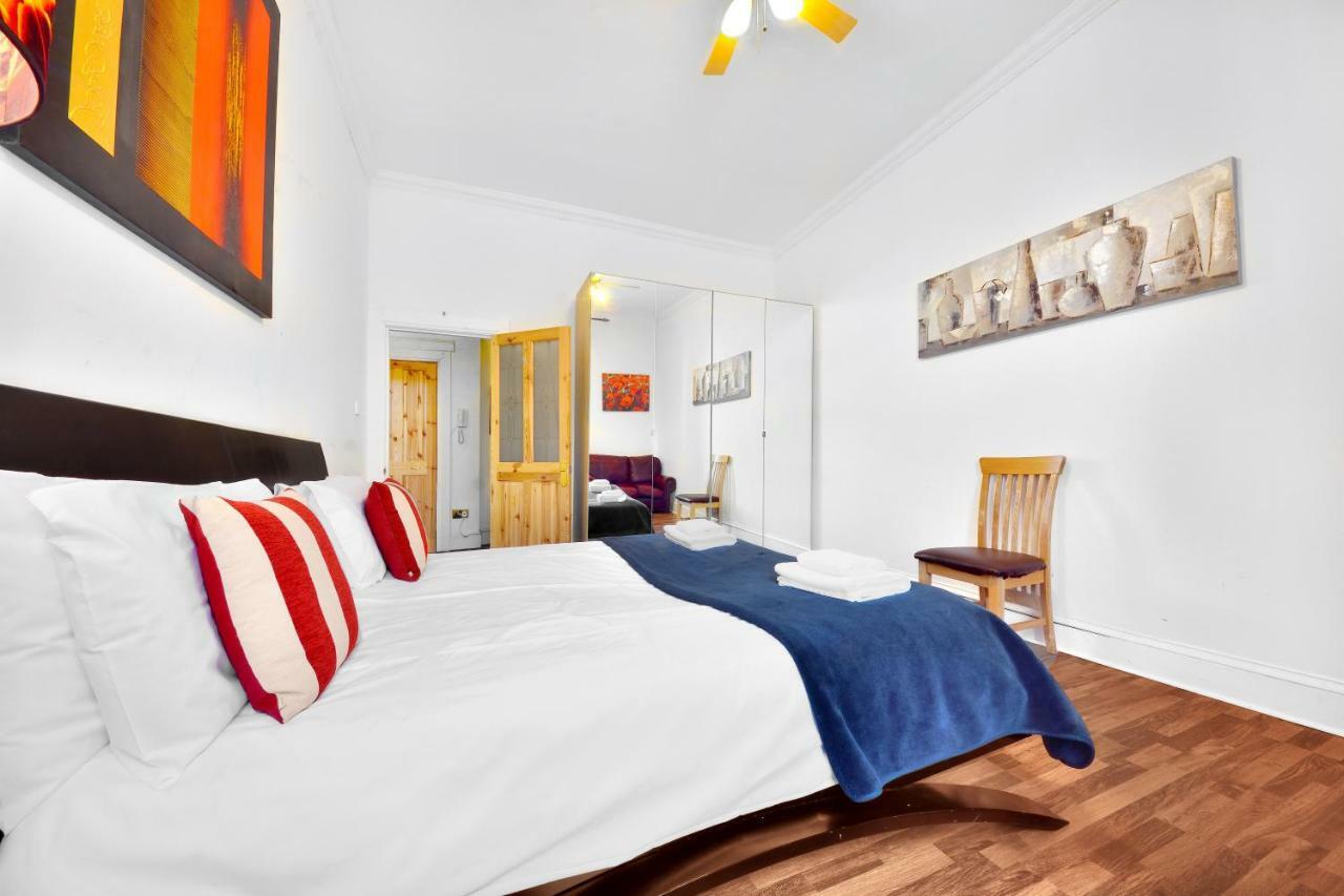 Royal Mile View Apartment เอดินบะระ ภายนอก รูปภาพ